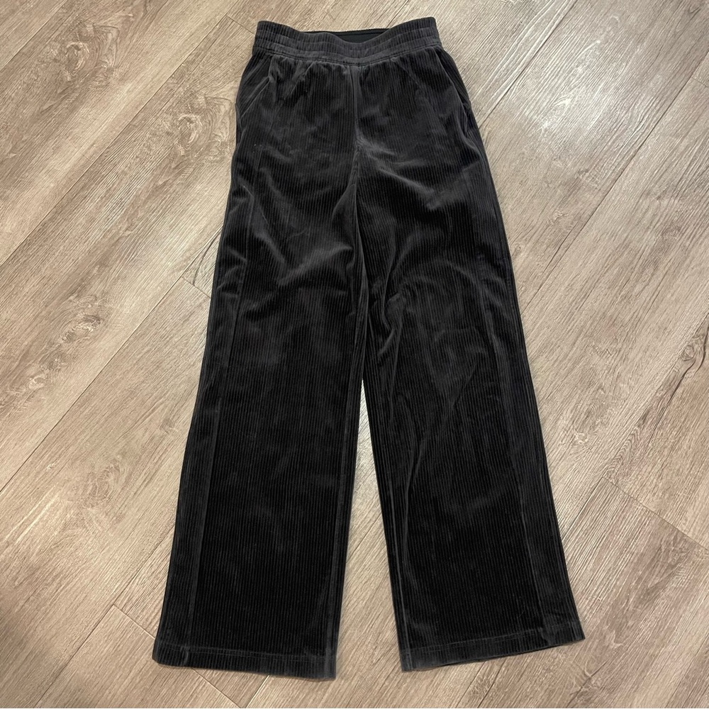 Lululemon Scuba Mid-Rise Wide-Leg Pant *Velvet Cord in Espresso - Picture 2 of 7